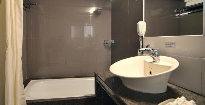 Ambience Executive Hotel Pimpri-Chinchwad Exterior photo